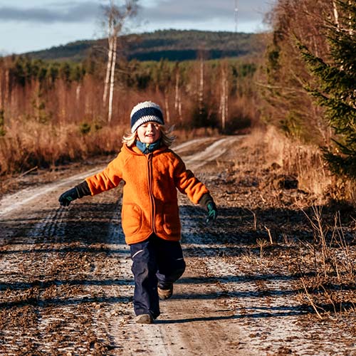 kinderjacke Naturmaterialien